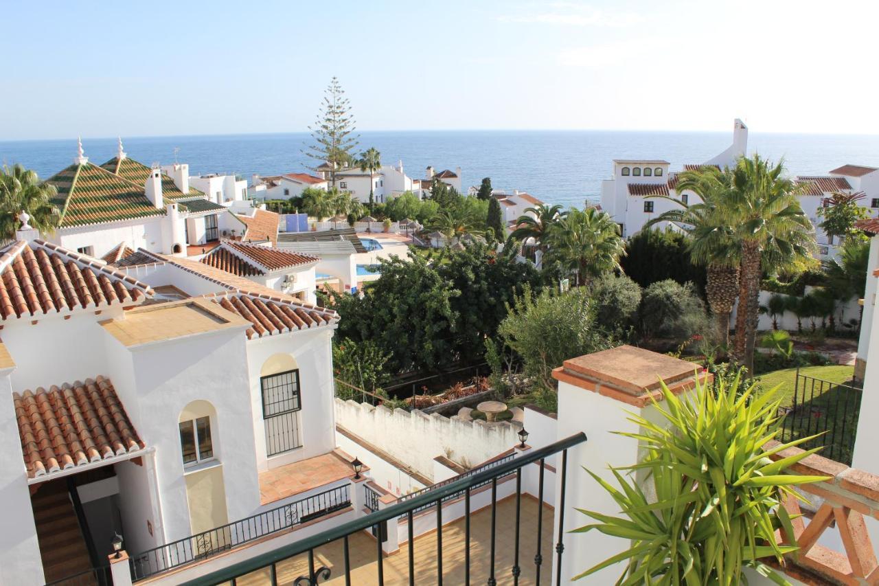 Playa Burriana, Tva Terasser, Havsutsikt, Pool Nerja Exteriér fotografie